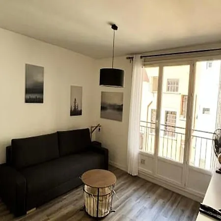 For 2 People * Grenoble
