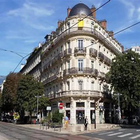 For 2 People * Grenoble